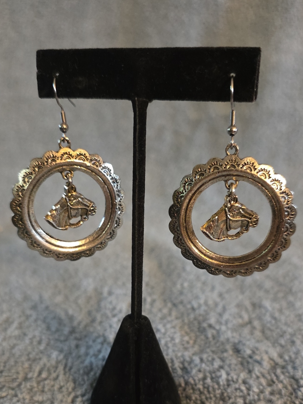 Wrangler Silver Horse Head Dangle Hoop Earrings
